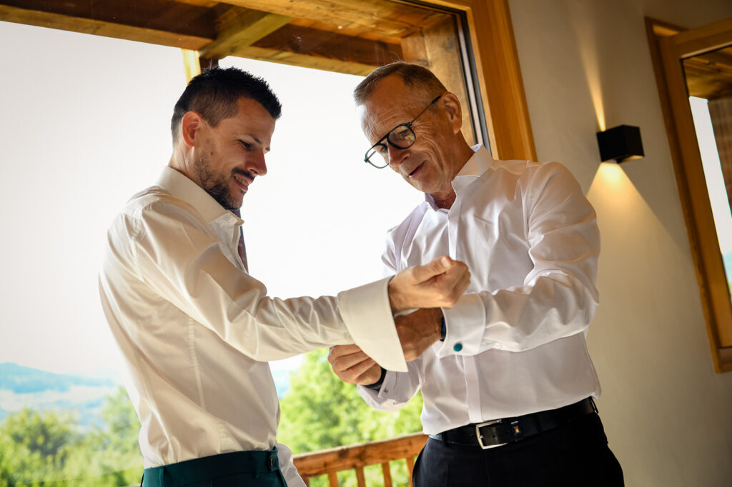 Préparatifs de mariage de Chloé et Julien à Passy, Haute-Savoie