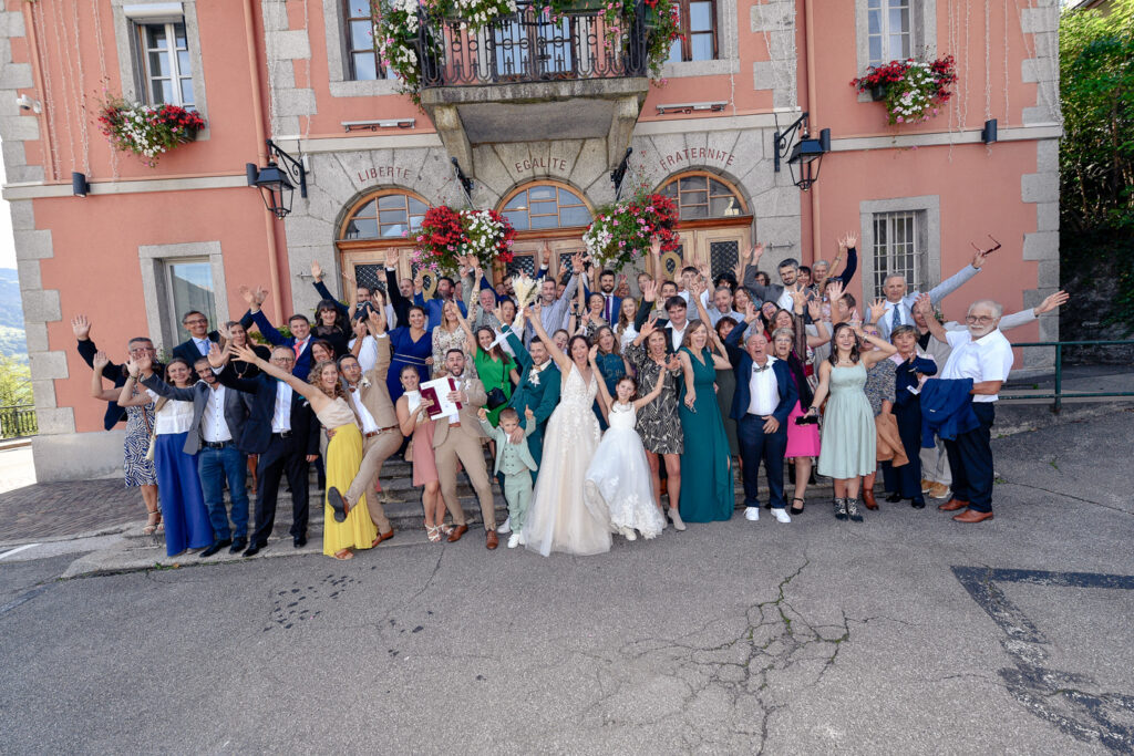 Mariage civil de Chloé et Julien à la mairie de Passy
