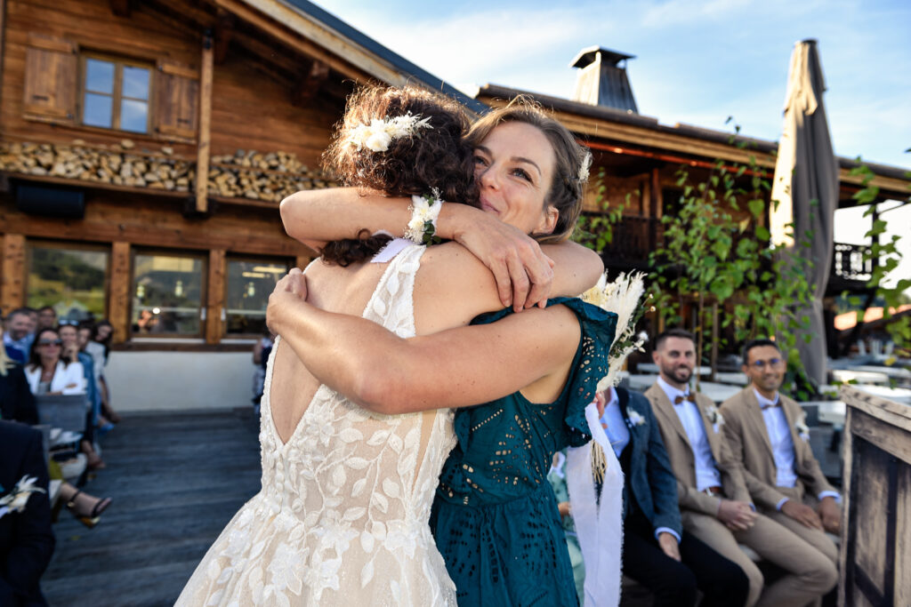 Cérémonie laïque mariage Chloé et Julien face au Mont-Blanc