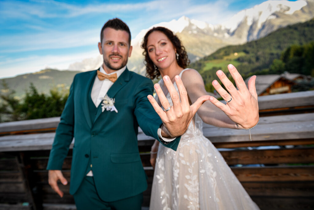 Cérémonie laïque mariage Chloé et Julien face au Mont-Blanc